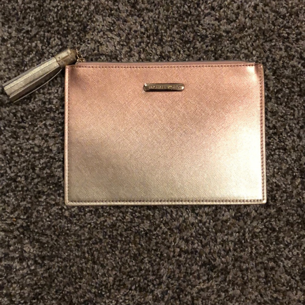 Michael Kors Clutch - Picture 1 of 3